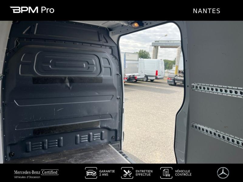 Image MERCEDES-BENZ Sprinter Fg 317 CDI 37 3T5 First Propulsion Léger 9G-Tronic