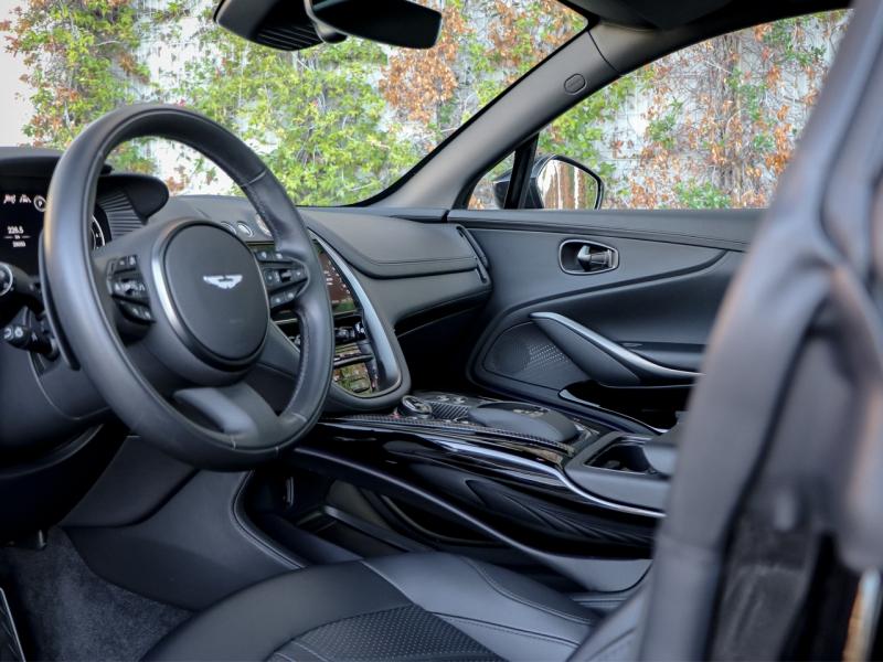 Image ASTON MARTIN DBX 4.0 V8 biturbo 707ch BVA9