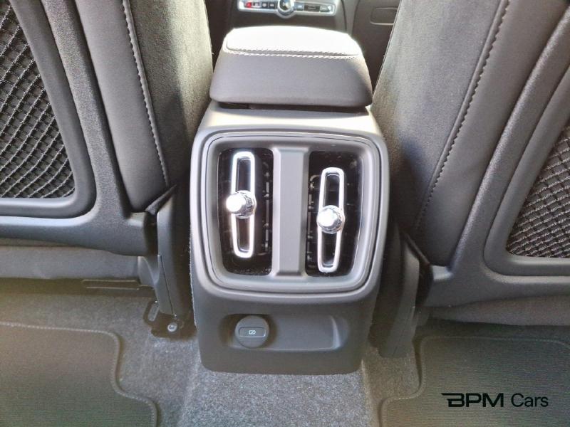 Image VOLVO XC40 B3 163ch Black Edition DCT 7