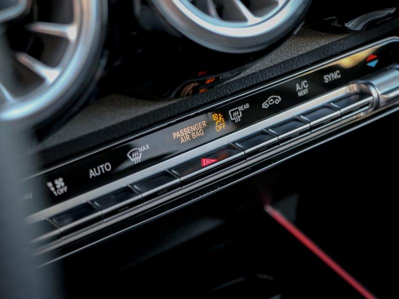 Image MERCEDES-BENZ GLB 200 d 150ch AMG Line 8G-DCT