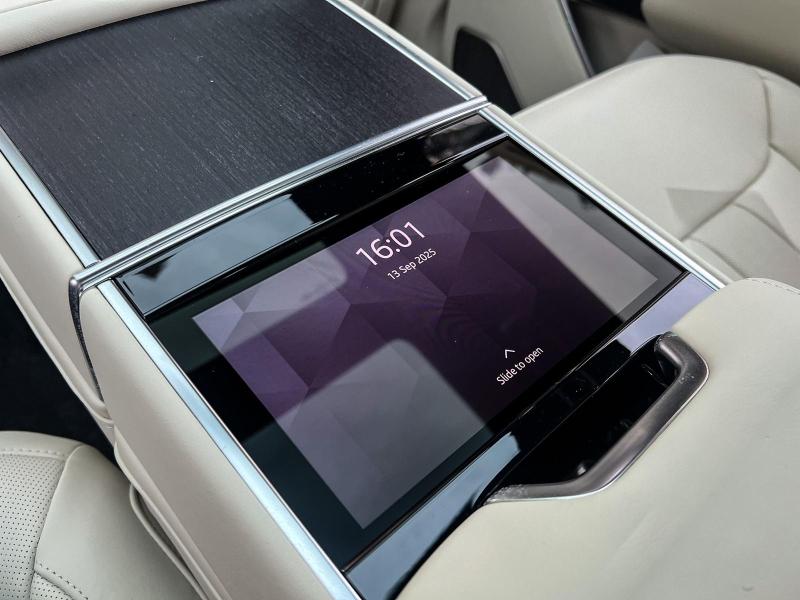 Image LAND-ROVER Range Rover 4.4 P530 530ch Autobiography LWB