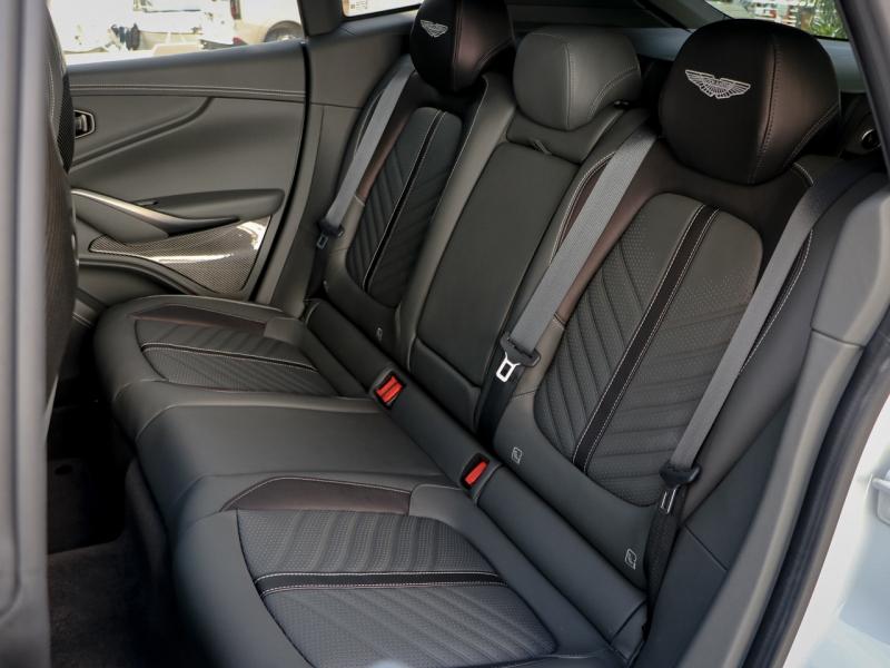 Image ASTON MARTIN DBX 4.0 V8 biturbo 707ch BVA9