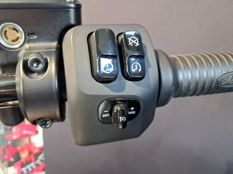 Image INDIAN Chief Bob Dark Horse Chief Bobber Dark Horse 1890 2024