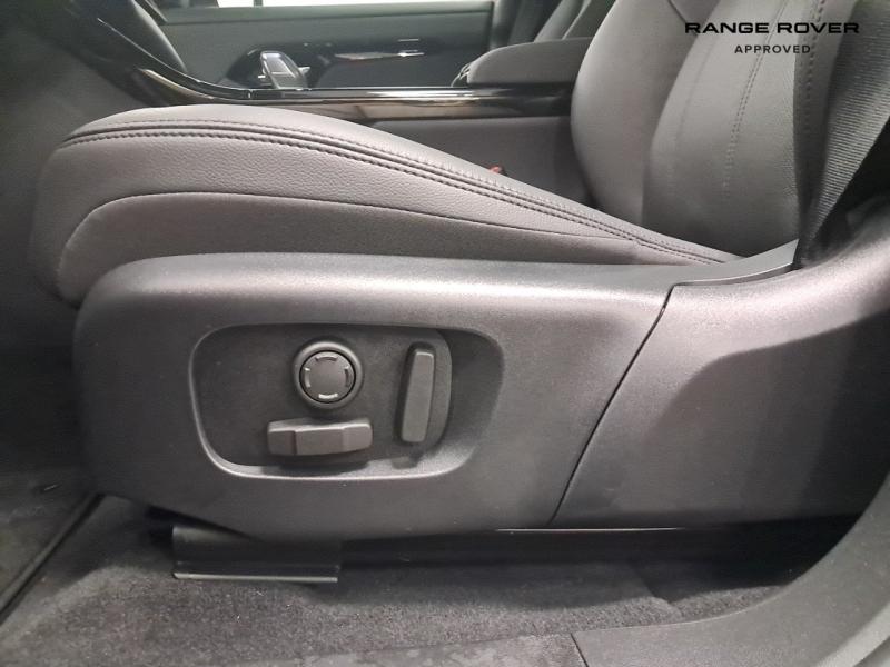 Image LAND-ROVER Range Rover Evoque 1.5 P300e 309ch Dynamic SE