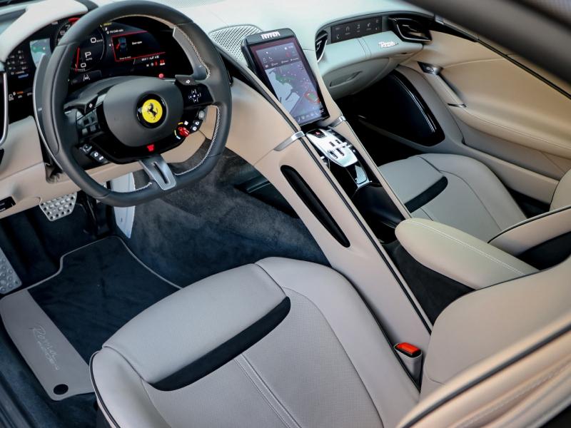 Image FERRARI ROMA SPIDER spider