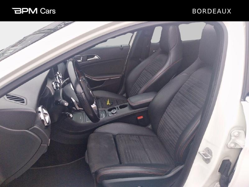 Image MERCEDES-BENZ GLA 220 d Fascination 7G-DCT