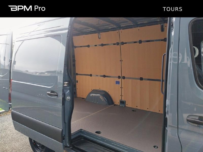 Image MERCEDES-BENZ Sprinter Fg 317 CDI 37 3T5 Pro 9G-Tronic Edition Spécial 30 ans