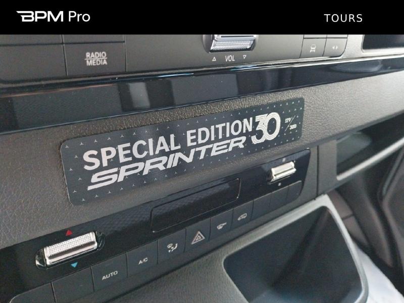 Image MERCEDES-BENZ Sprinter Fg 317 CDI 37 3T5 Pro 9G-Tronic Edition Spécial 30 ans