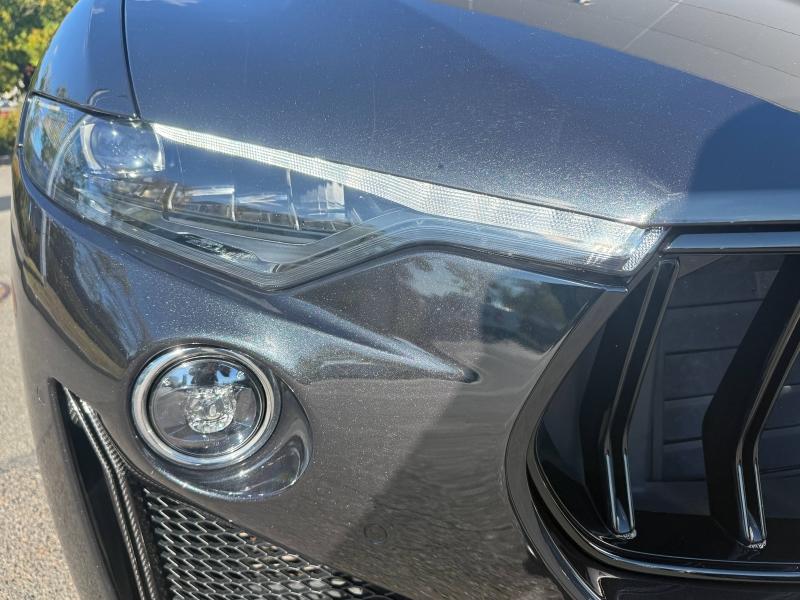 Image MASERATI Levante 3.8 V8 580ch Trofeo