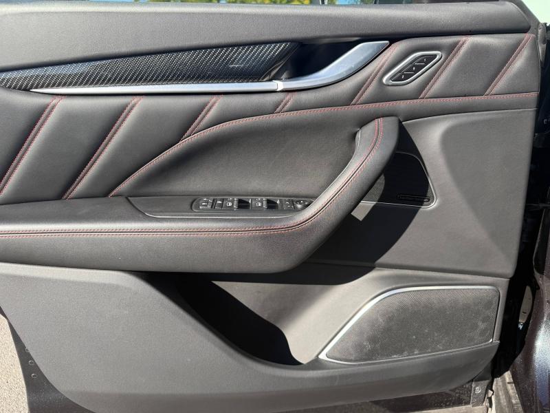 Image MASERATI Levante 3.8 V8 580ch Trofeo