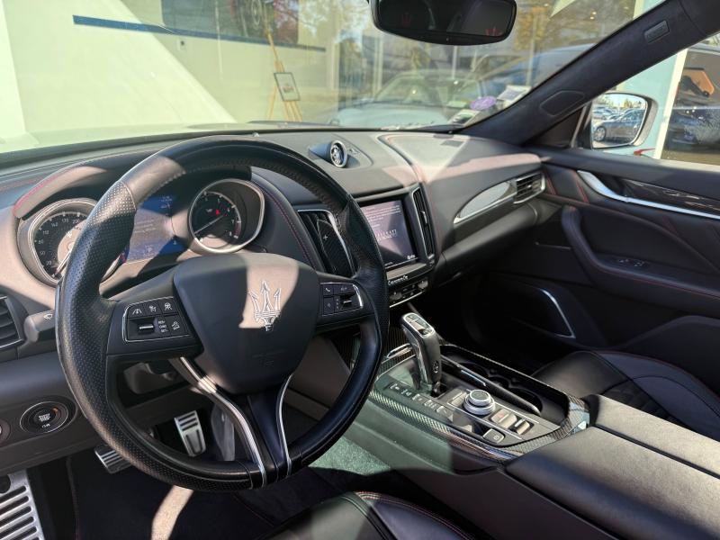 Image MASERATI Levante 3.8 V8 580ch Trofeo