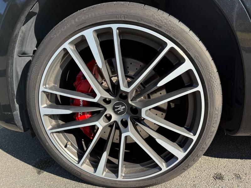 Image MASERATI Levante 3.8 V8 580ch Trofeo