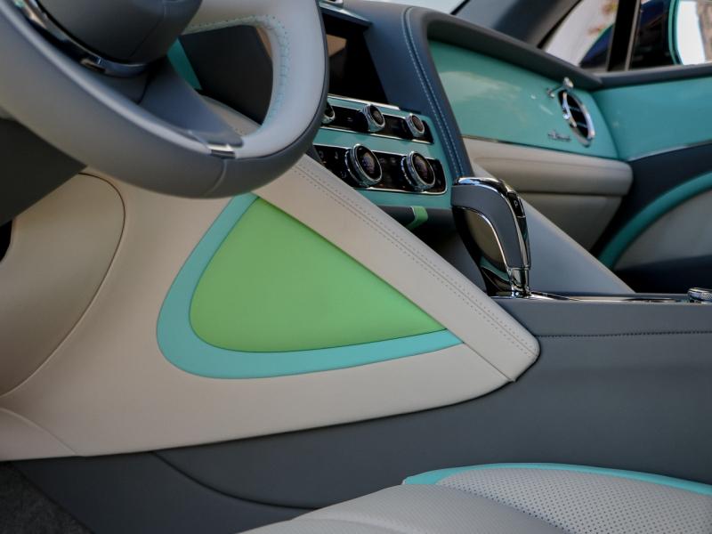 Image BENTLEY BENTAYGA Art Deco Collection V8 4.0 550ch