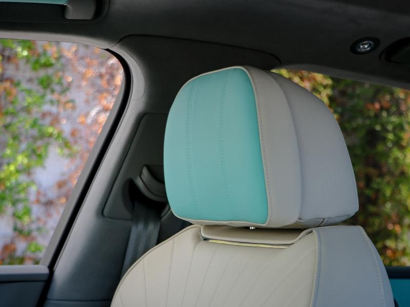 Image BENTLEY BENTAYGA Art Deco Collection V8 4.0 550ch