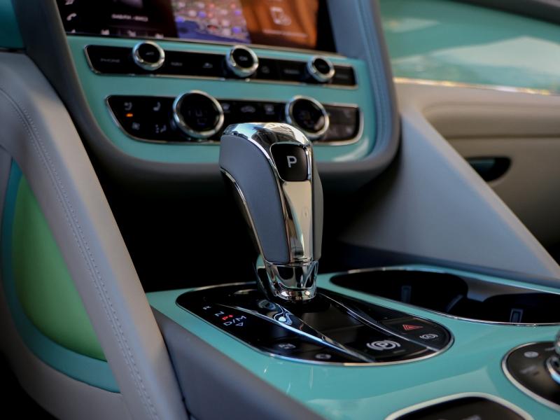 Image BENTLEY BENTAYGA Art Deco Collection V8 4.0 550ch