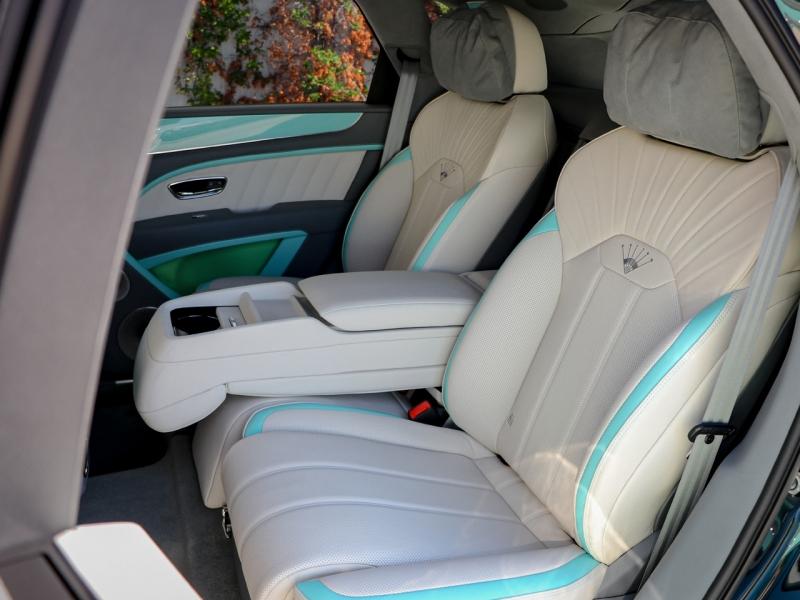 Image BENTLEY BENTAYGA Art Deco Collection V8 4.0 550ch