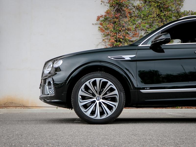 Image BENTLEY BENTAYGA First Edition V8 4.0 550ch