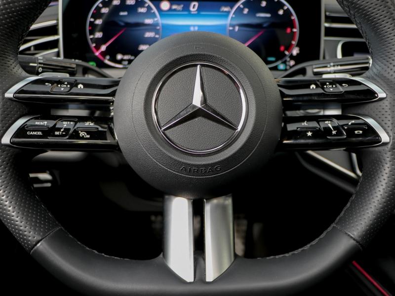 Image MERCEDES-BENZ Classe E 220 d 197+23ch AMG Line 9G-Tronic