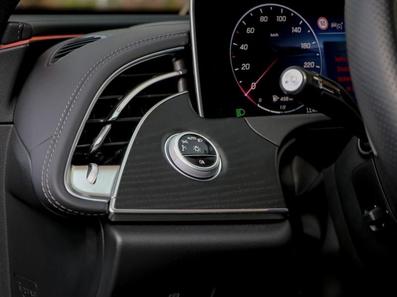 Image MERCEDES-BENZ Classe E 220 d 197+23ch AMG Line 9G-Tronic