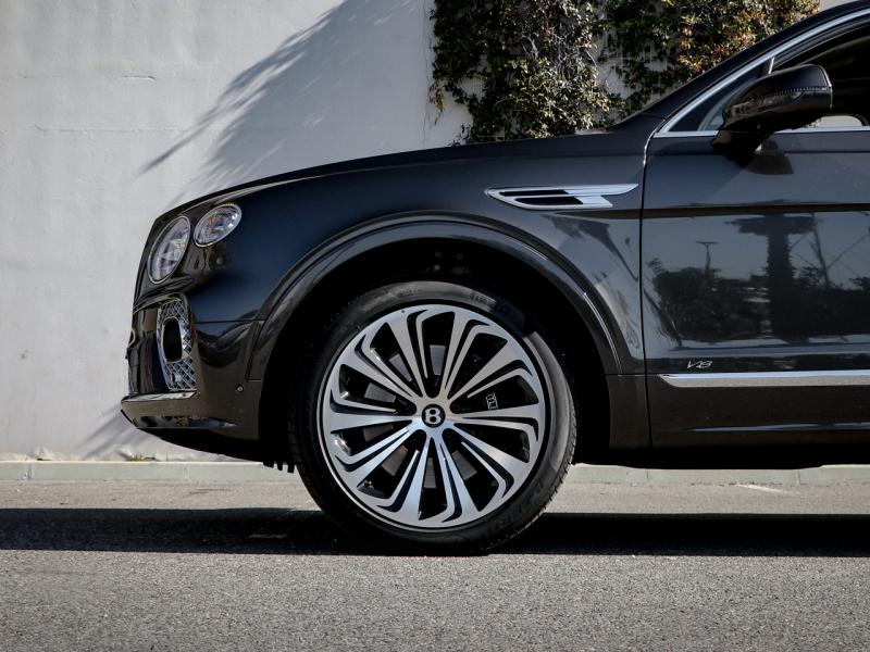 Image BENTLEY Bentayga 4.0 V8 550ch