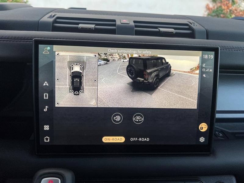 Image LAND-ROVER Defender 110 4.4 P635 Octa