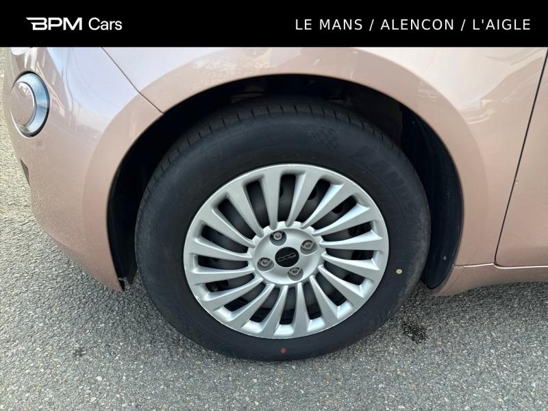 Image FIAT 500 e 95ch Action berline