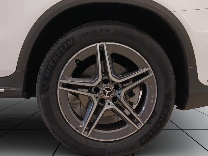 Image MERCEDES-BENZ GLC 220 d 194ch AMG Line 4Matic 9G-Tronic