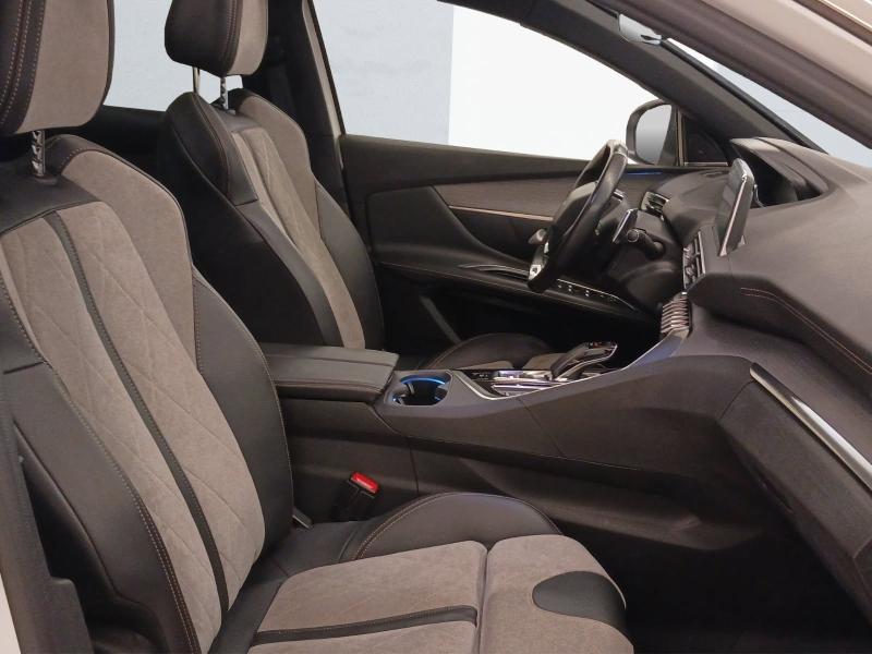 Image PEUGEOT 3008 HYBRID4 300ch GT e-EAT8