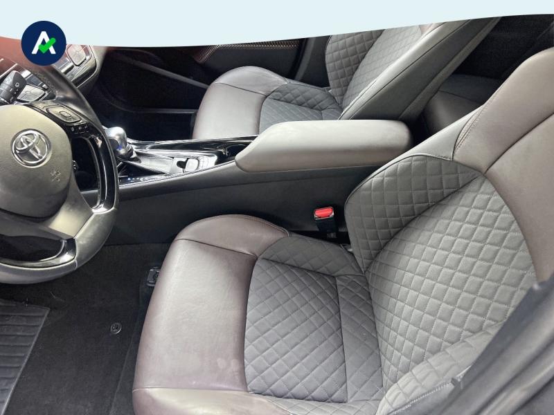 Image TOYOTA C-HR 122h Distinctive 2WD E-CVT