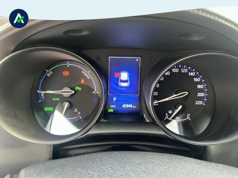 Image TOYOTA C-HR 122h Distinctive 2WD E-CVT