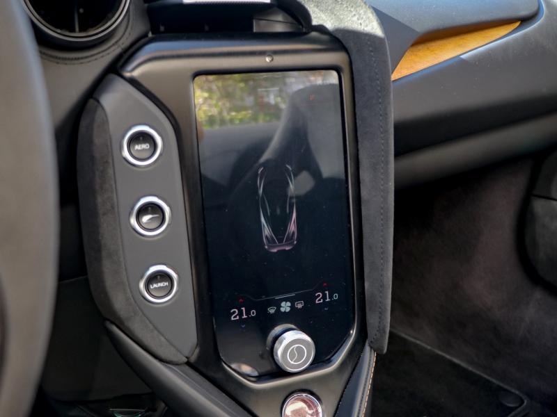 Image MCLAREN 750S SPIDER 750ch