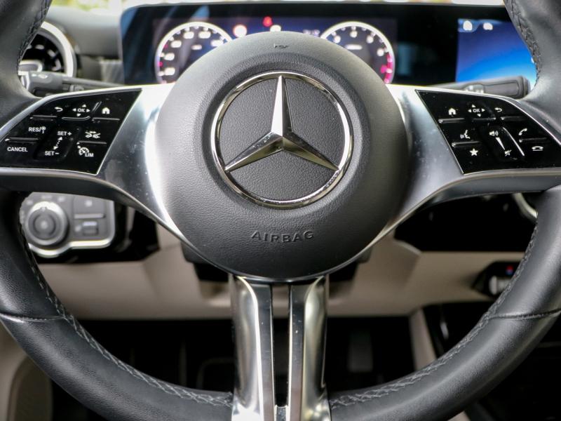 Image MERCEDES-BENZ Classe A 180 136ch Progressive Line 7G-DCT