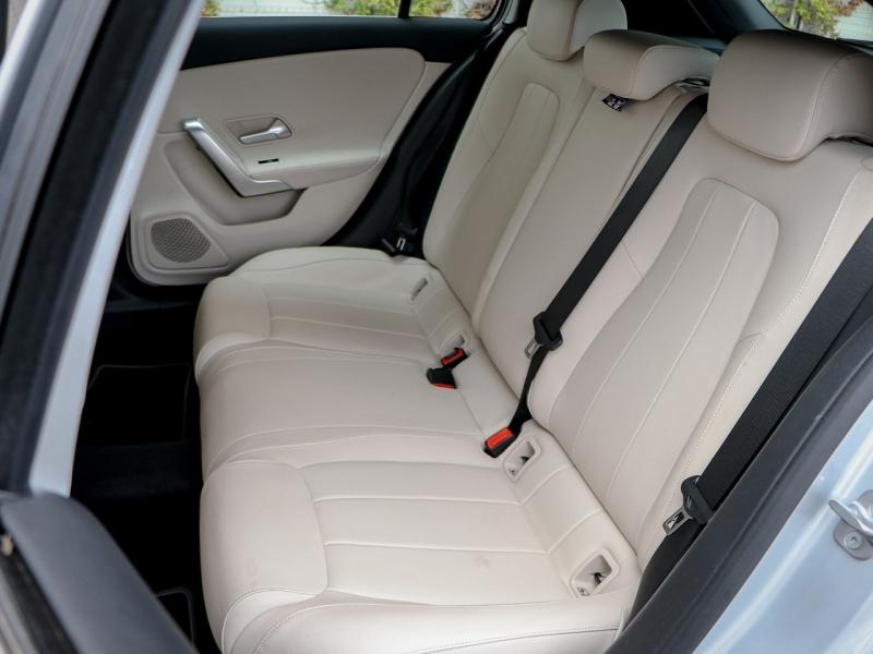 Image MERCEDES-BENZ Classe A 180 136ch Progressive Line 7G-DCT