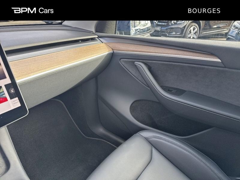 Image TESLA Model Y Standard RWD