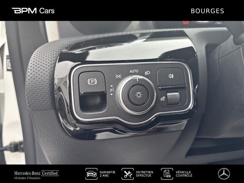 Image MERCEDES-BENZ CLA Shooting Brake 200 d 150ch AMG Line 8G-DCT