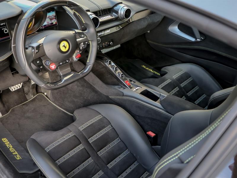 Image FERRARI 812 GTS