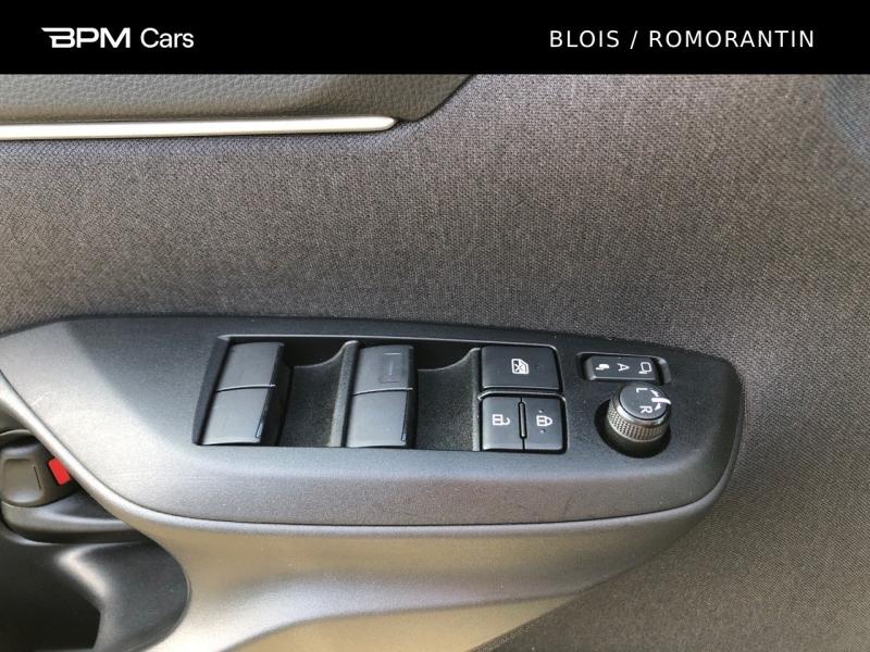 Image TOYOTA Yaris 116h Design 5p MC24