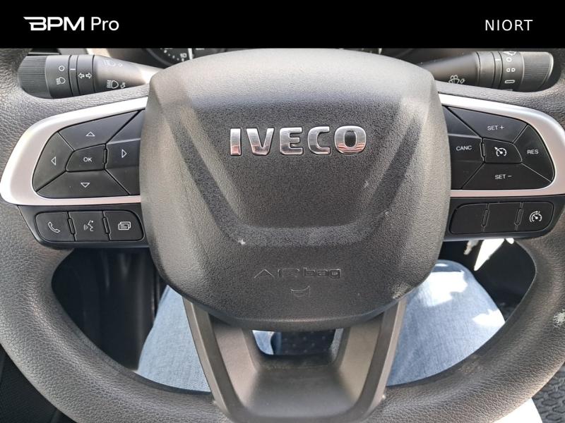 Image IVECO Daily CCb 35-160H D / Double cabine 6 places / 2023 / 35C16 / 3.0L 160CH / Benne & Coffre /