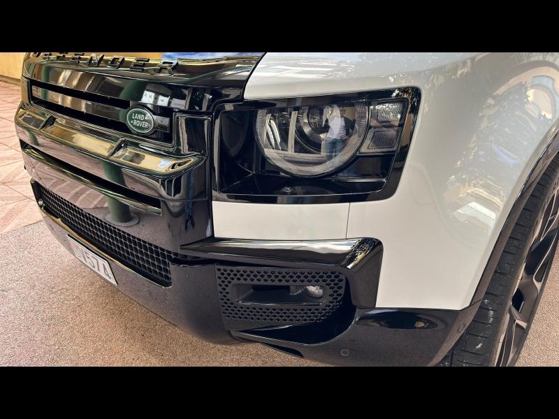 Photo LAND-ROVER Defender 110 5.0 P525 X-Dynamic V8