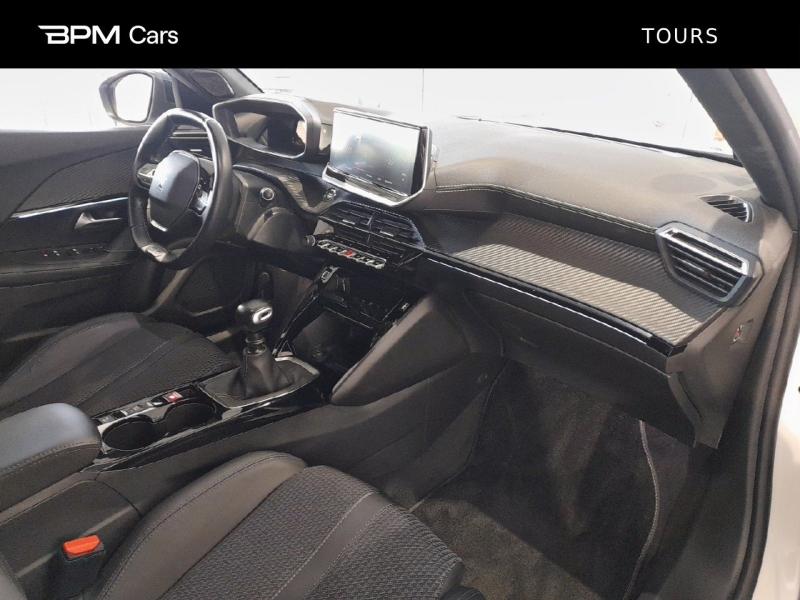 Image PEUGEOT 2008 1.2 PureTech 130ch S&S GT