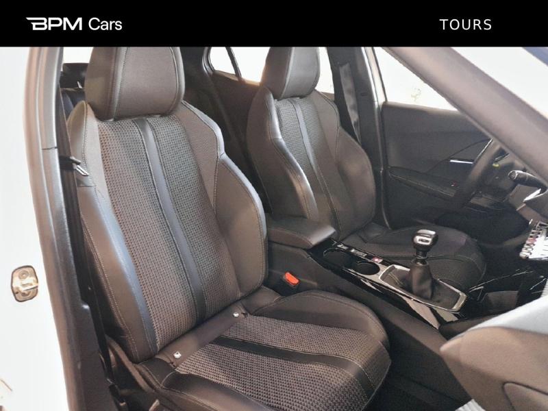 Image PEUGEOT 2008 1.2 PureTech 130ch S&S GT