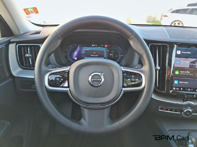 Image VOLVO XC60 T6 Hybride Rechargeable 253 + 145ch Ultra Style Dark Geartronic 8 AWD