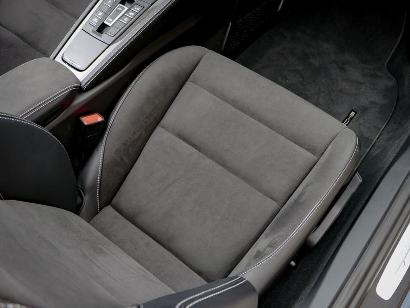 Image PORSCHE 718 Spyder 4.0  420ch PDK