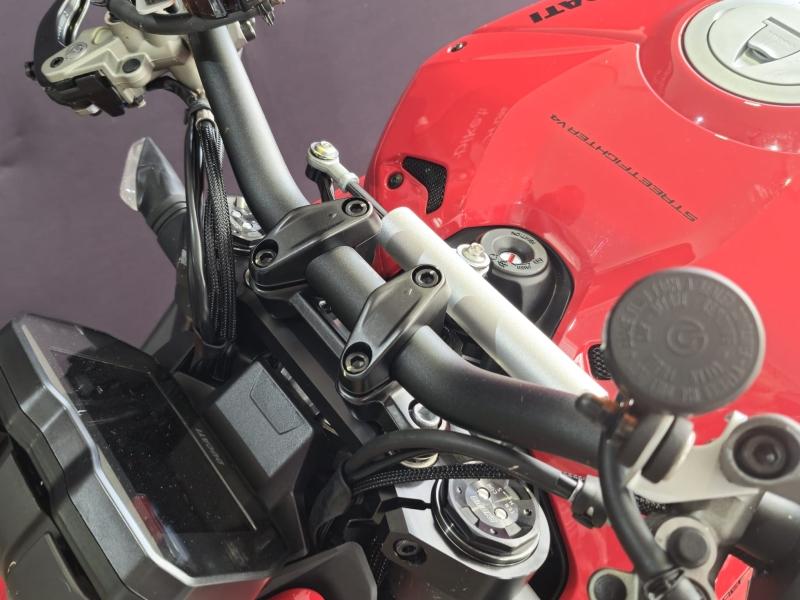 Image DUCATI Streetfighter 1103 Streetfighter V4 2024