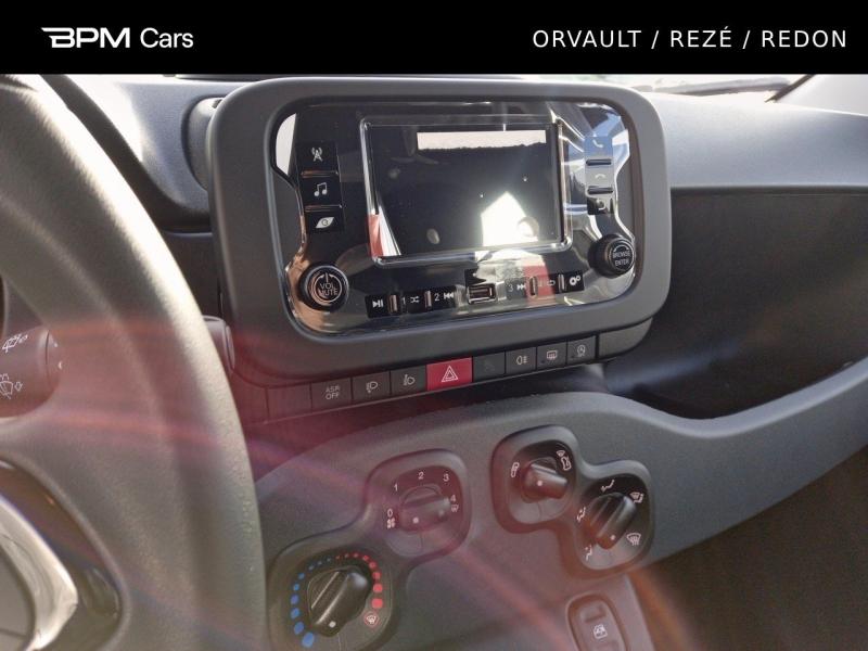 Image FIAT Panda Classic 1.0 70ch BSG S&S Icône Step 2