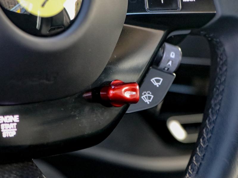 Image FERRARI SF90 SPIDER