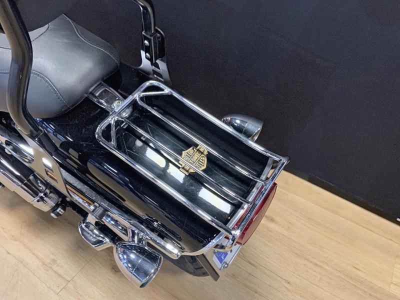 Image HARLEY-DAVIDSON Dyna Fat Bob Dyna Fat Bob 1584 Noir 2011