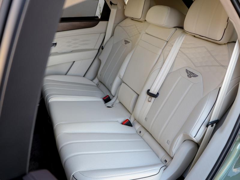 Image BENTLEY BENTAYGA Atelier Edition V8 4.0 550ch