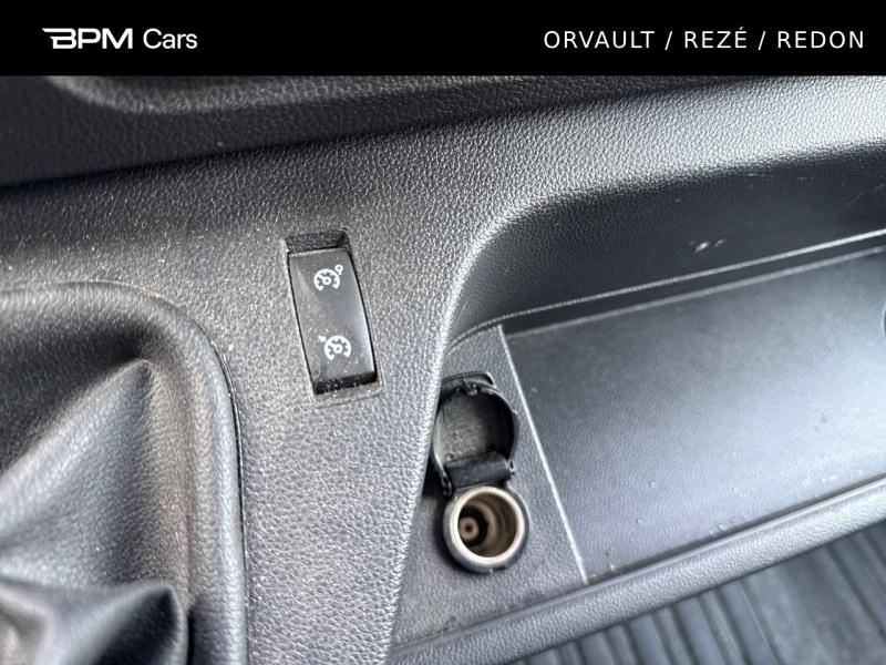 Image RENAULT Master Fg F3300 L2H2 2.3 Blue dCi 135ch Confort Euro6