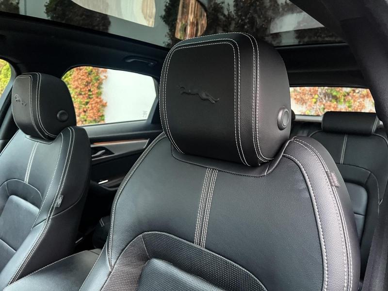 Image JAGUAR F-Pace P400e Plug-in-Hybrid R-Dynamic S BVA8 AWD